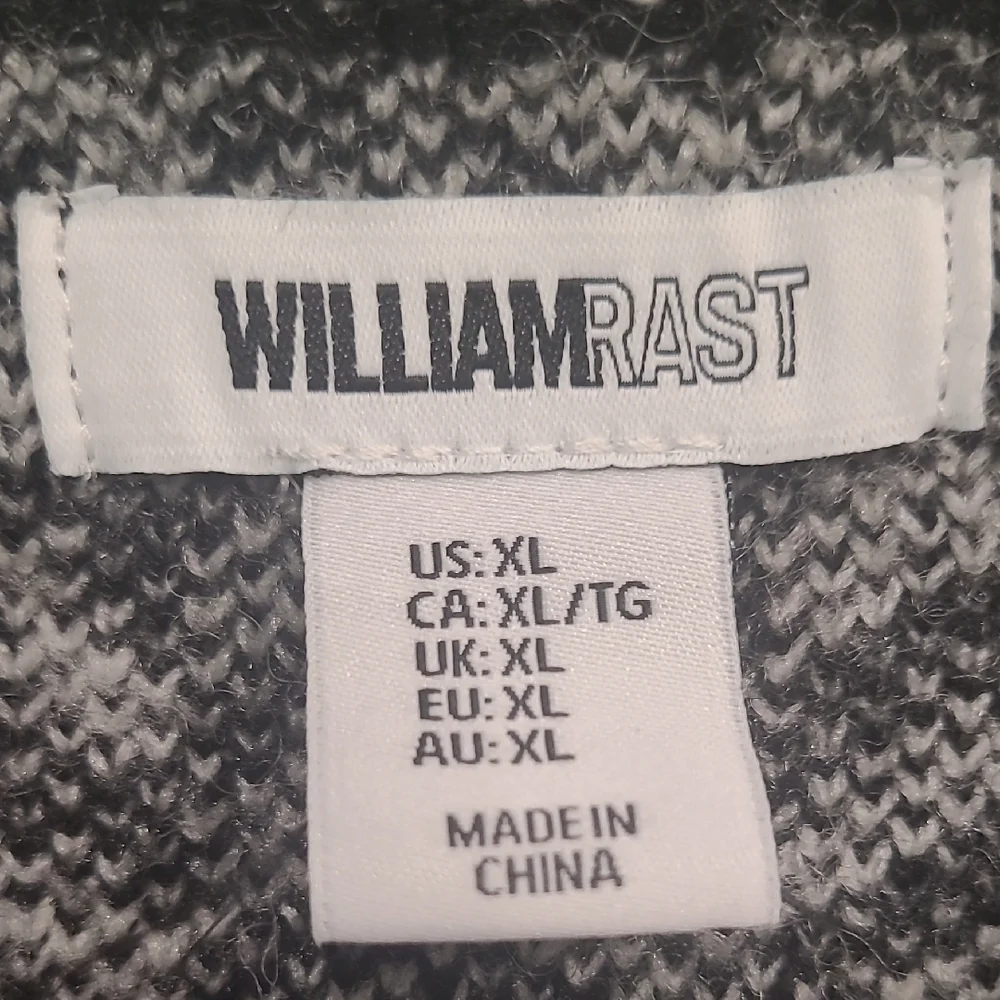 Chic Sweater/Jacket - Picture 4 of 5